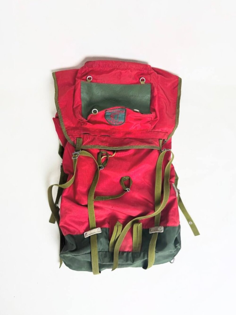 Vintage Red Hiking Backpack - Picture 1 of 9